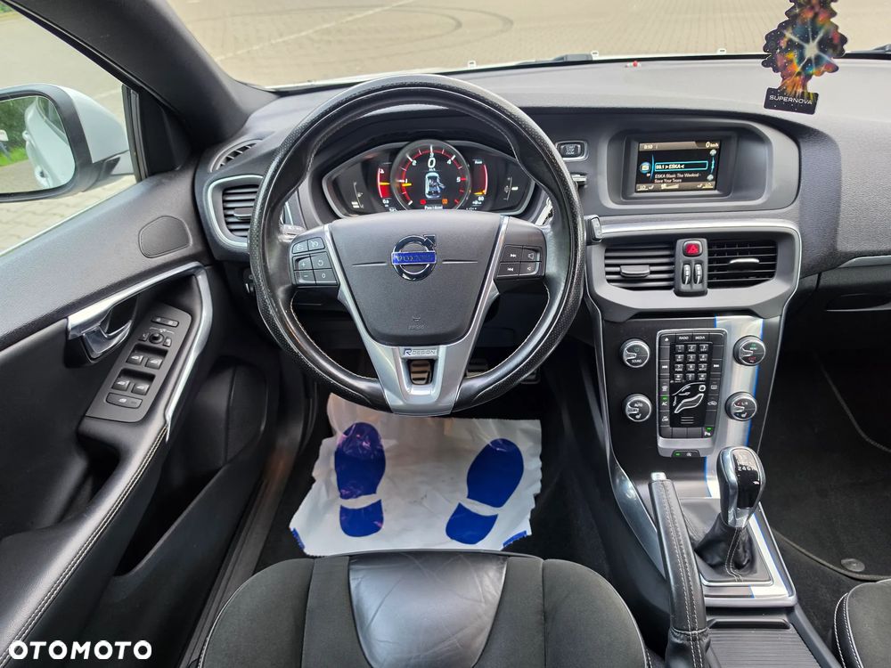 Volvo V40 D4 RDesign - 12