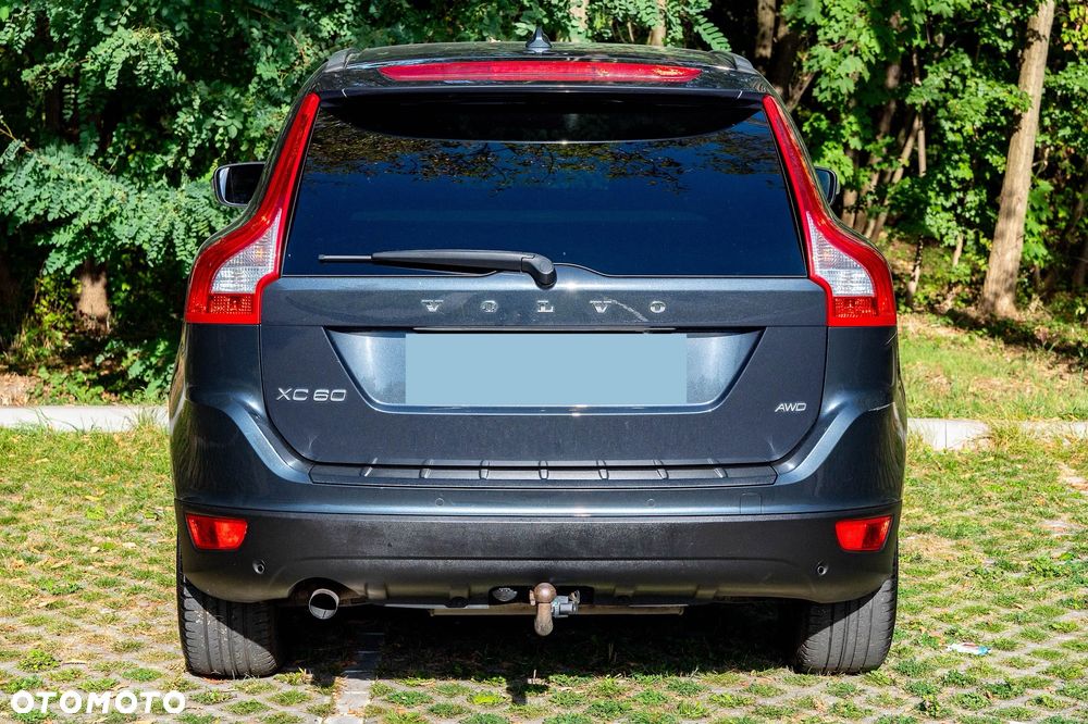 Volvo XC 60 2.4D AWD Summum - 22
