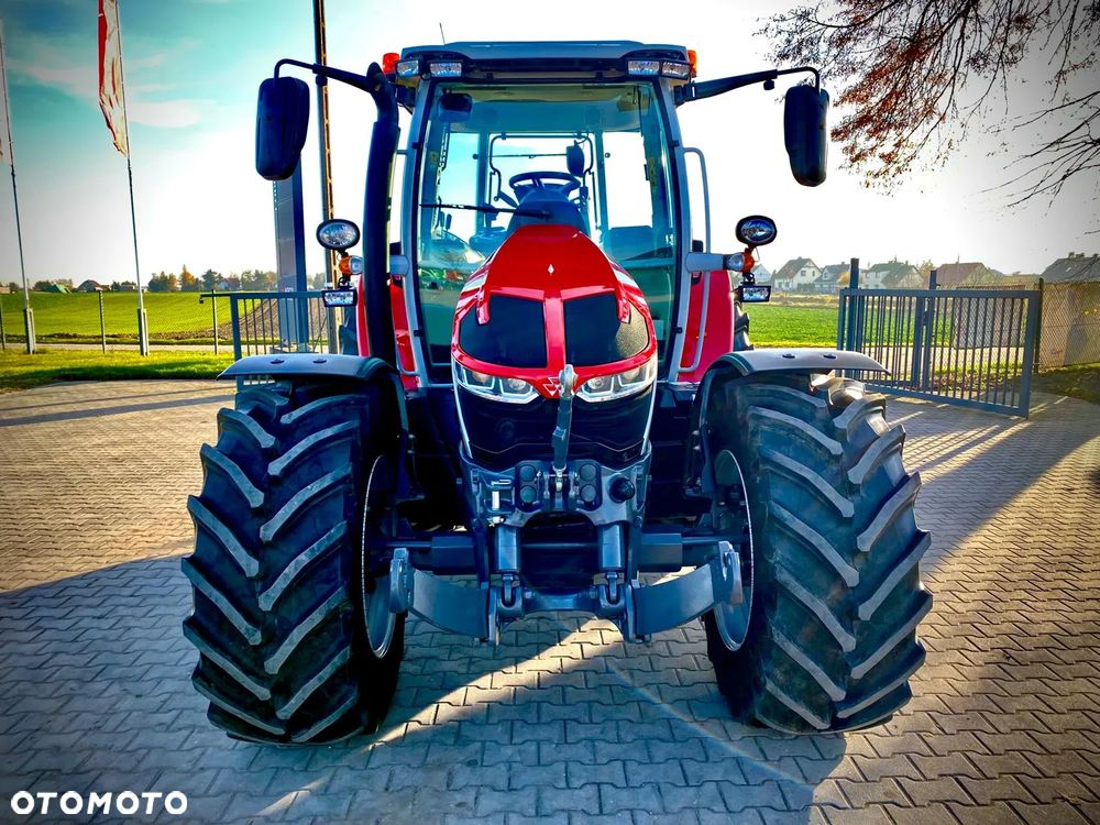 Massey Ferguson 5S.145 Dyna-6 - 8