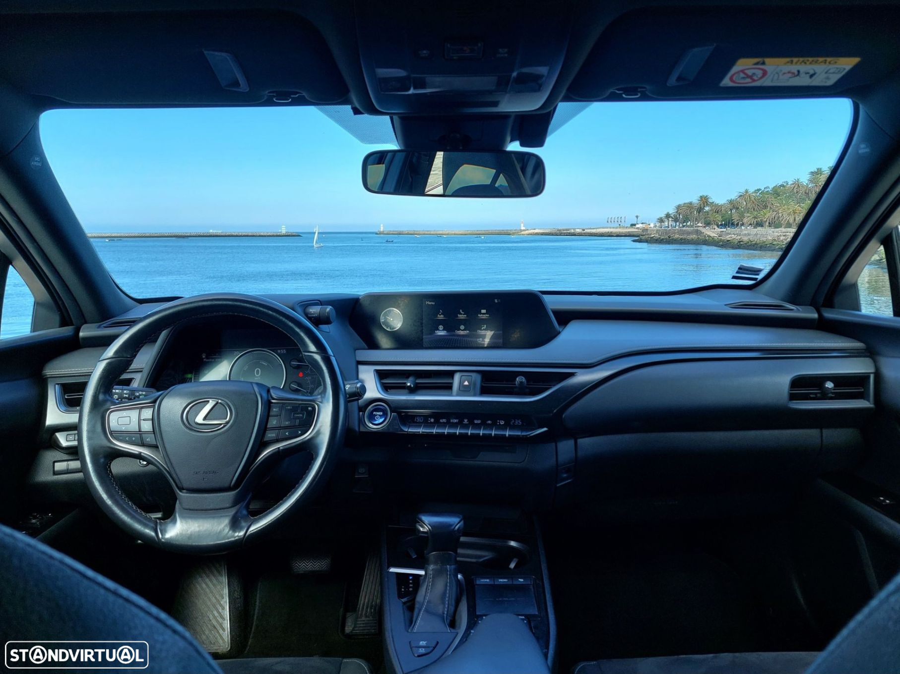 Lexus UX 250h Business - 10