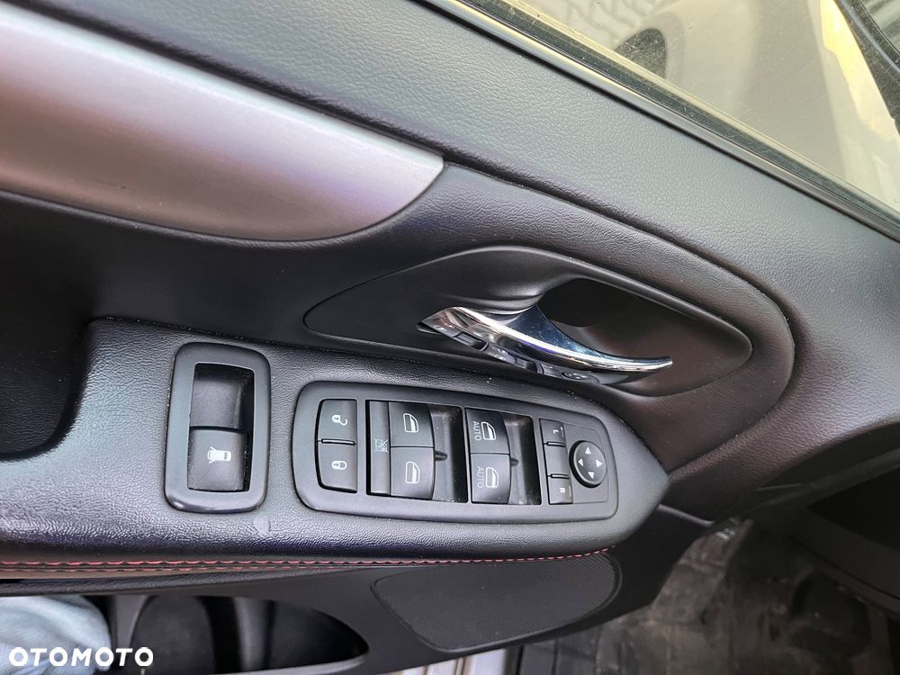 Dodge Grand Caravan 3.6 R/T - 2