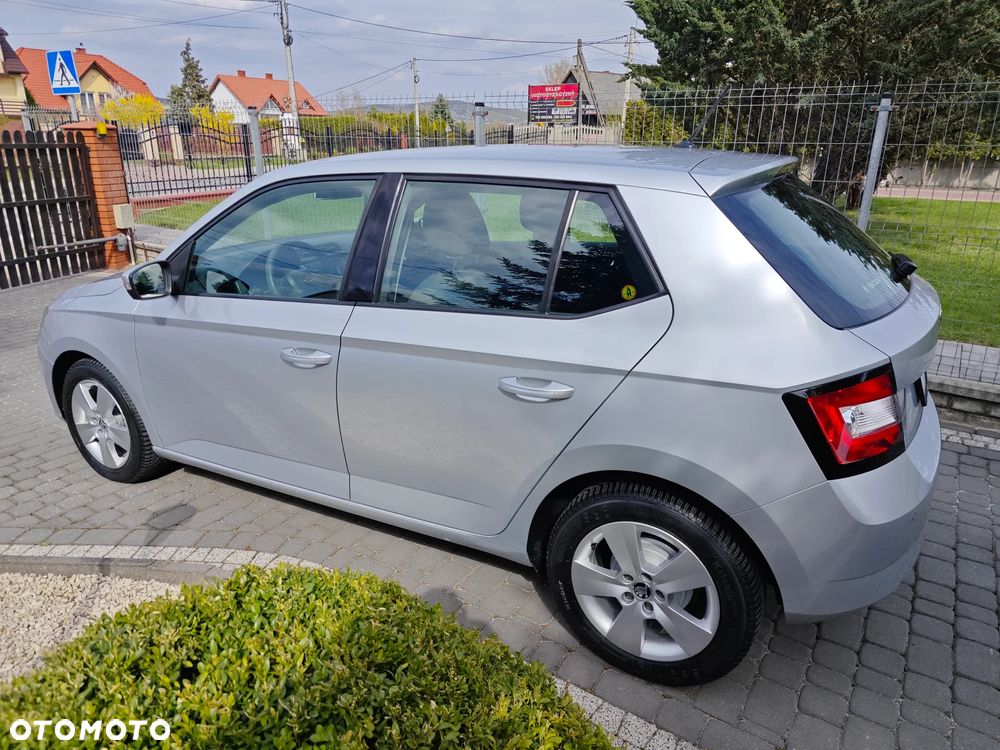 Skoda Fabia 1.0 TSI Ambition Plus - 4