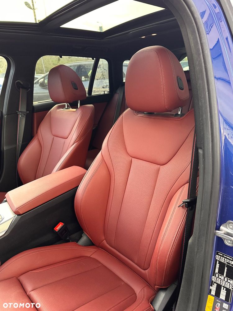 BMW Seria 3 330e Touring xDrive M Sport - 19