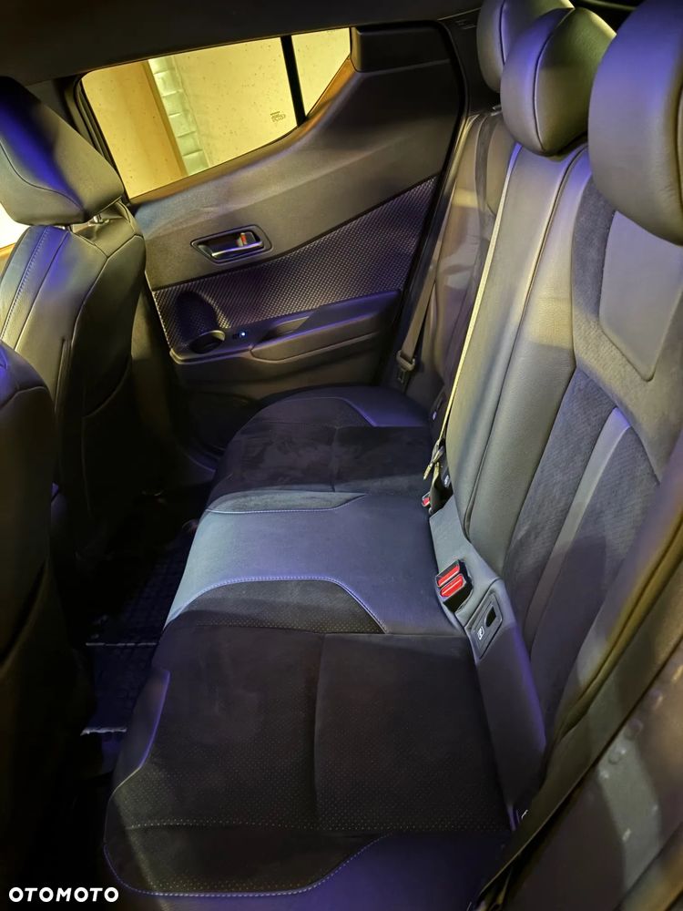 Toyota C-HR 1.2 T Dynamic - 8