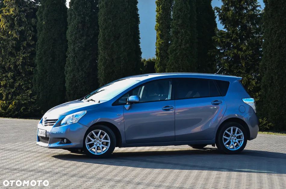 Toyota Verso 1.6 Premium 7os - 6