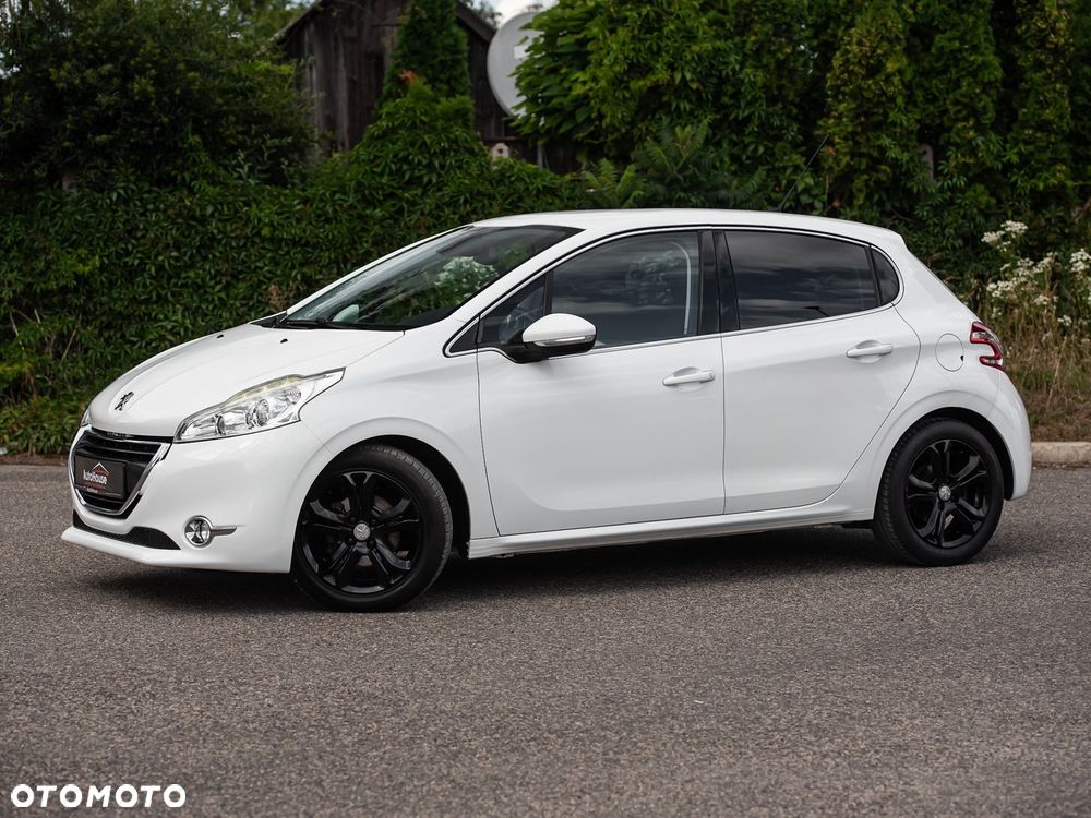 Peugeot 208 120 VTI Intuitive - 5