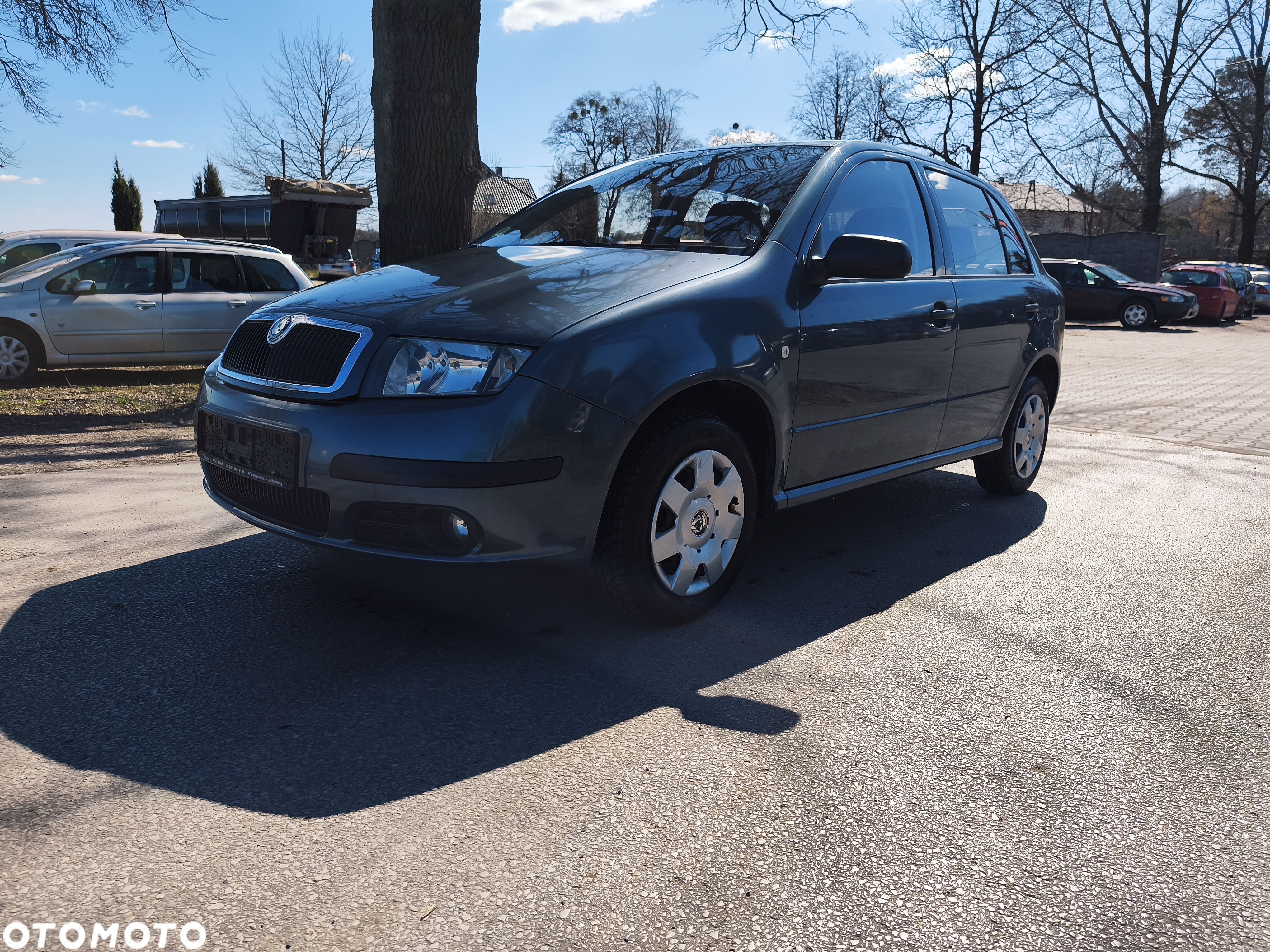 Skoda Fabia 1.2 HTP Active - 1