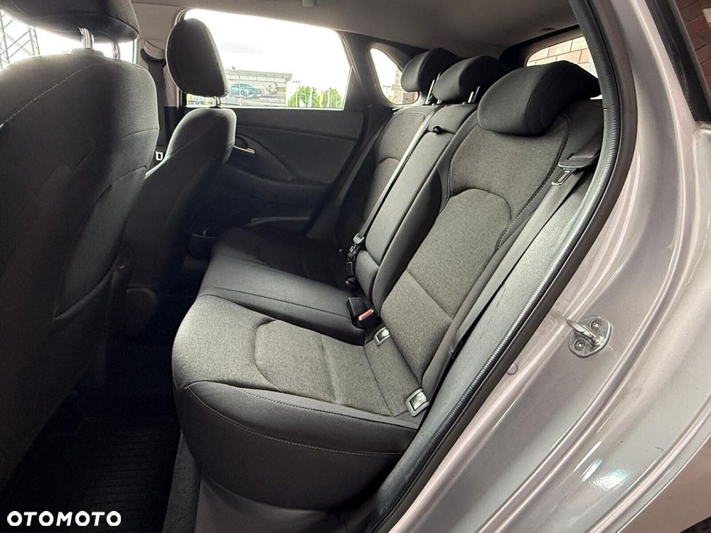 Hyundai i30 - 12