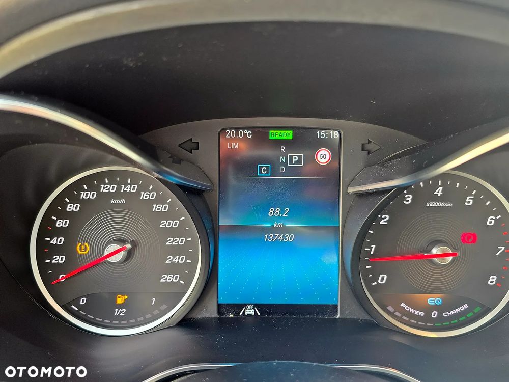 Mercedes-Benz Klasa C 300 4Matic 9G-TRONIC Night Edition - 20