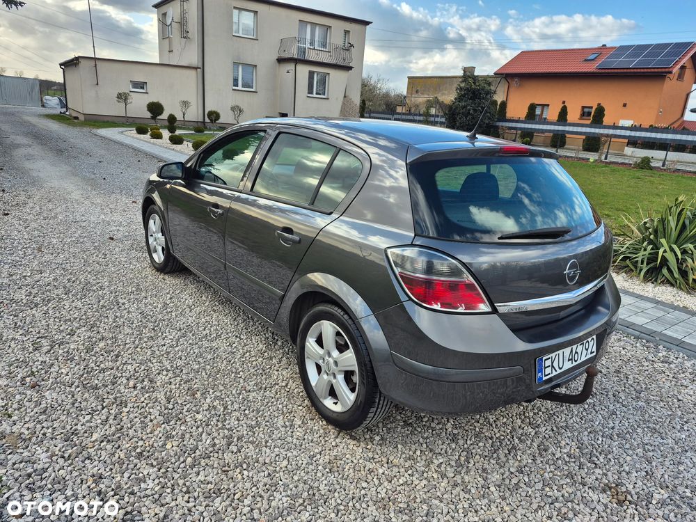 Opel Astra 1.4 Edition 111 Jahre - 17