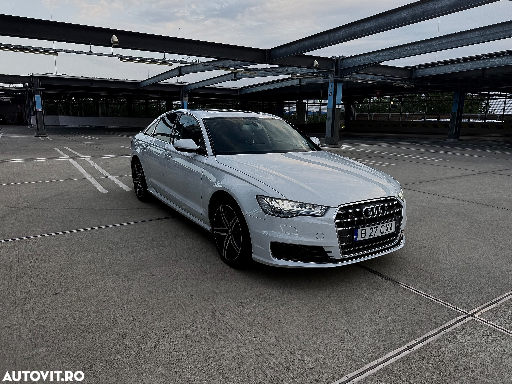 Audi A6 2.0 TDI Ultra S tronic - 2
