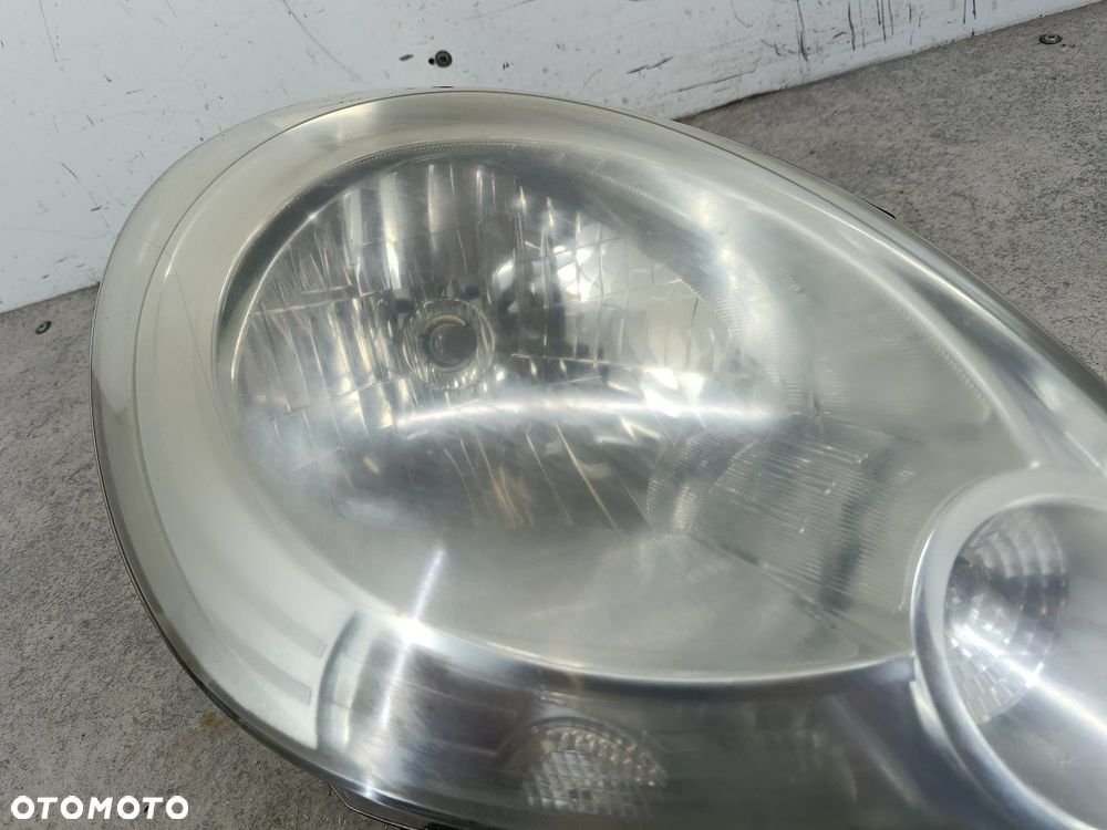 LAMPA PRZÓD PRAWA RENAULT KANGOO II 8200419910  8200419882 100-16916  KOITO - 3