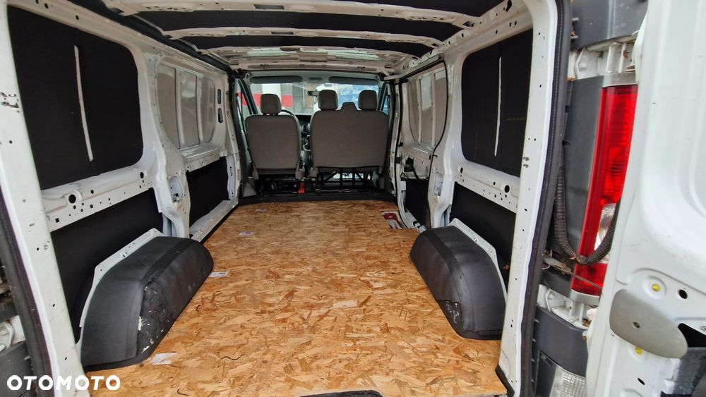 Opel Vivaro - 9
