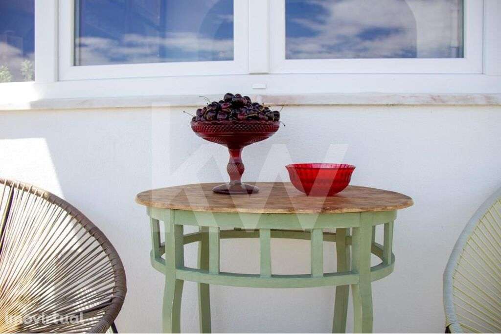 Apartamento com cinco quartos, Único,  no Centro da Ericeira - Grande imagem: 3/26