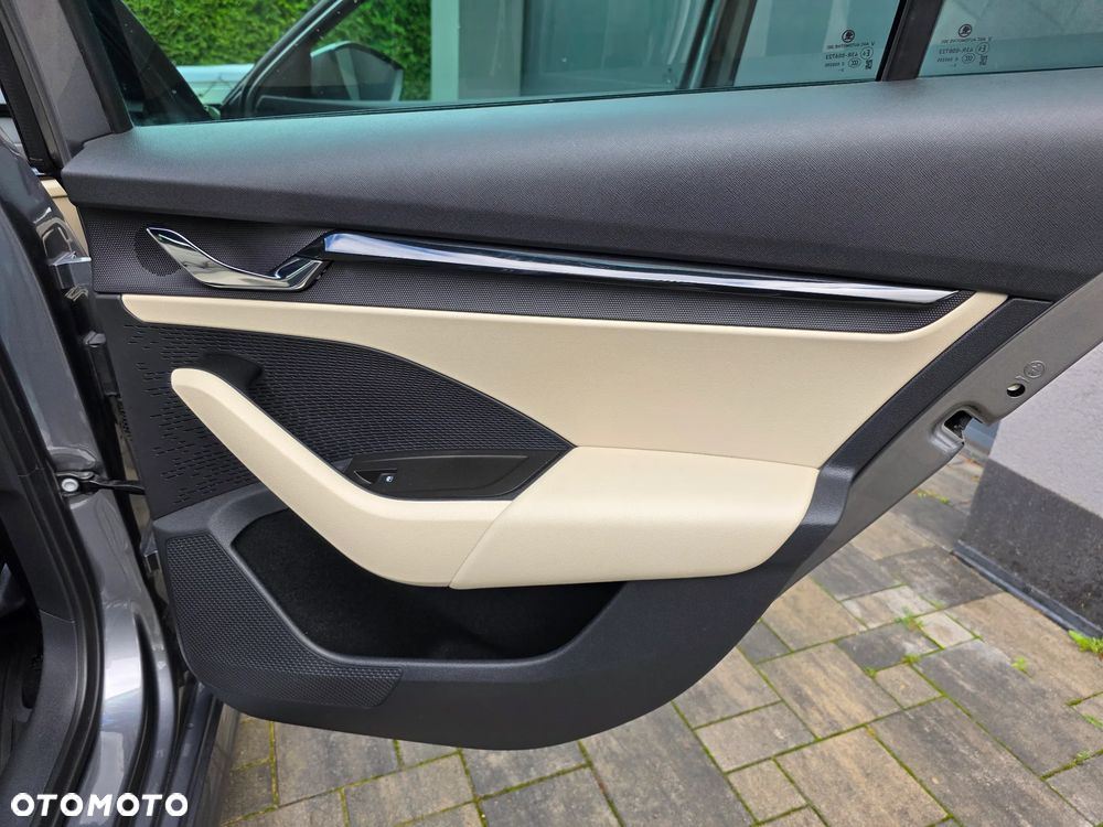 Skoda Octavia 2.0 TDI Style DSG - 30