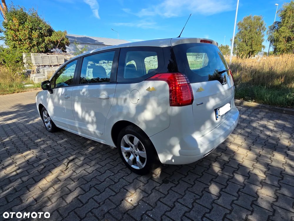 Peugeot 5008 - 4