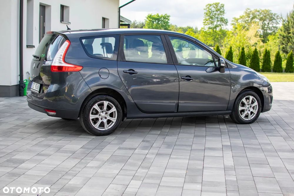 Renault Grand Scenic 1.6 16V 110 Dynamique - 10