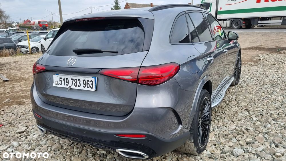Mercedes-Benz GLC 220 d 4Matic 9G-TRONIC AMG Line Advanced - 13