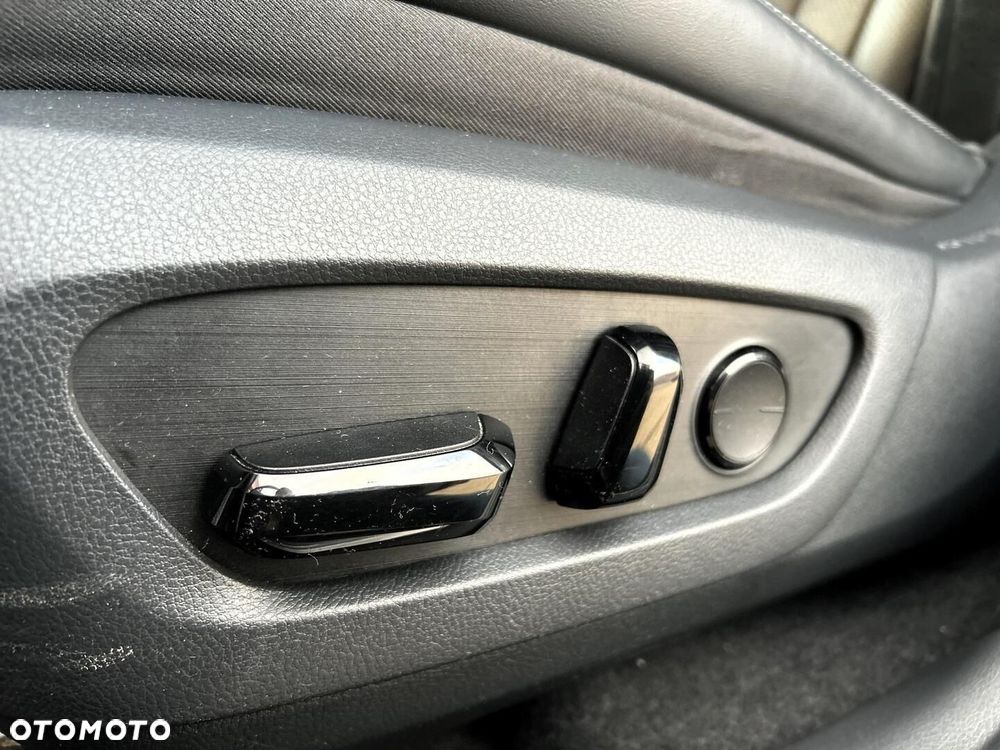 Lexus NX 350h F Sport AWD - 26