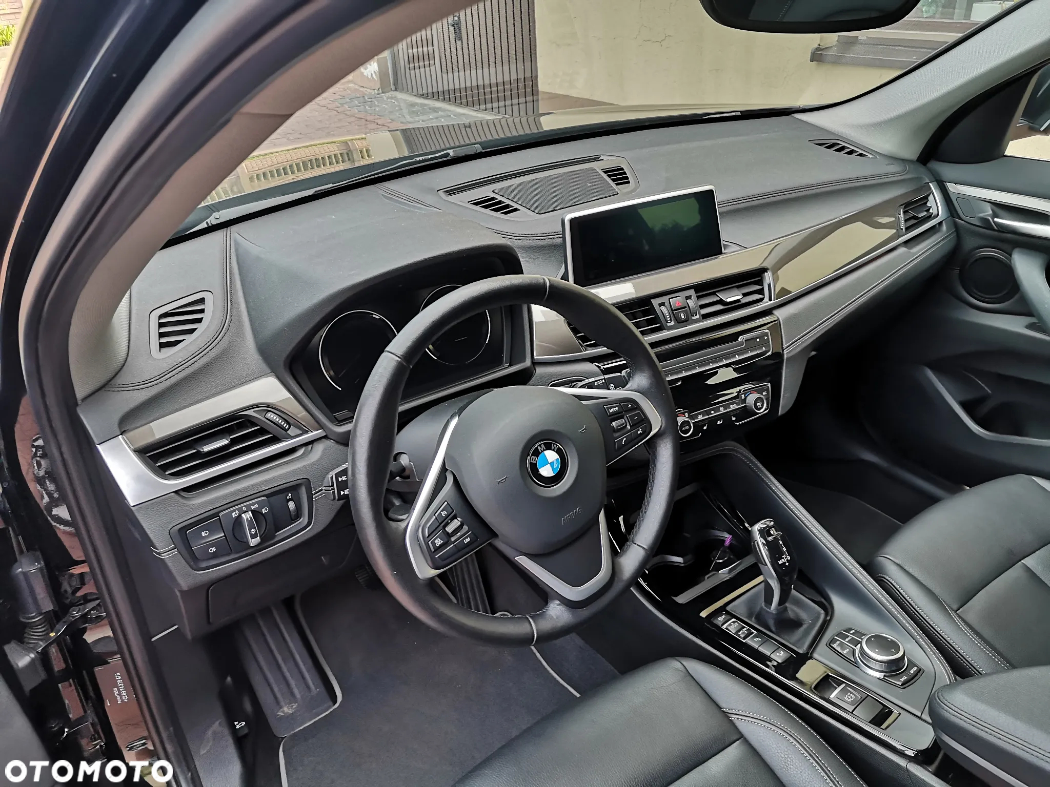 BMW X1 xDrive25i xLine - 10