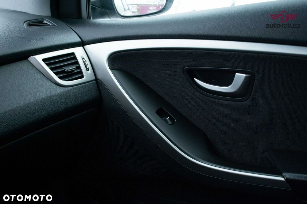 Hyundai i30 - 25