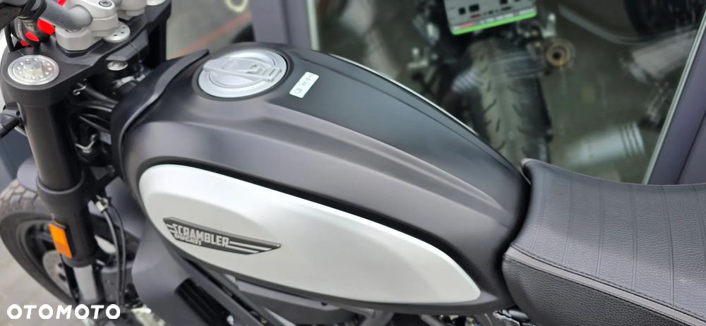 Ducati Scrambler - 32
