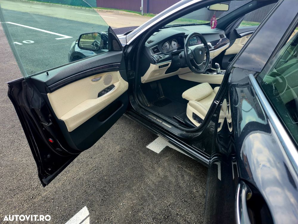 BMW Seria 5 530d Aut. - 19