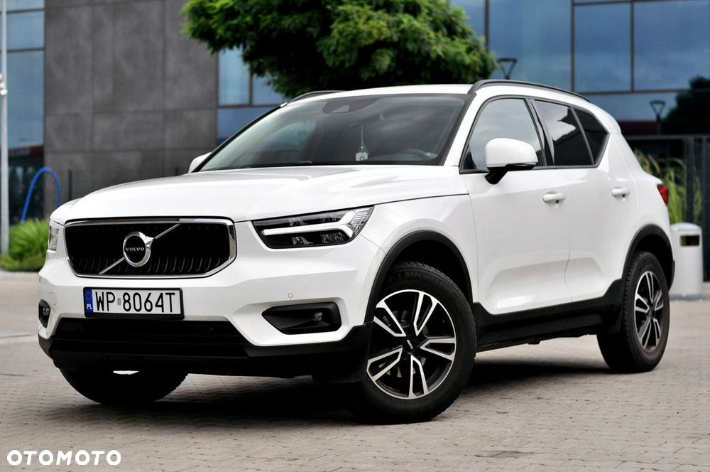 Volvo XC 40 T3 Geartronic Momentum - 9