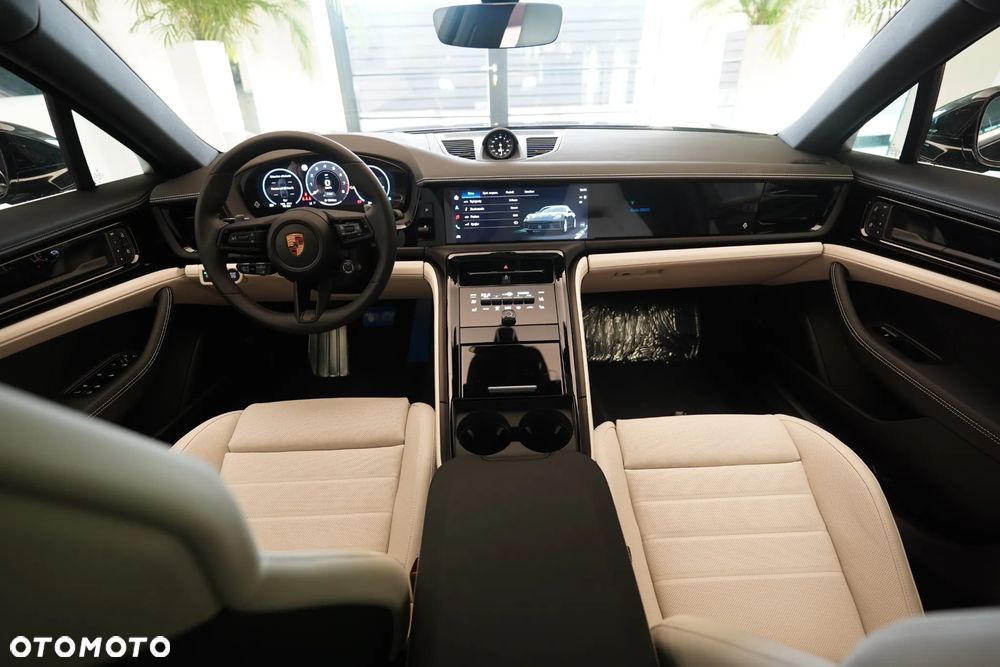 Porsche Panamera - 9
