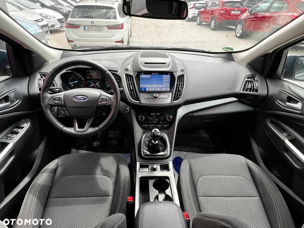 Ford Kuga 1.5 EcoBoost 2x4 Titanium - 6