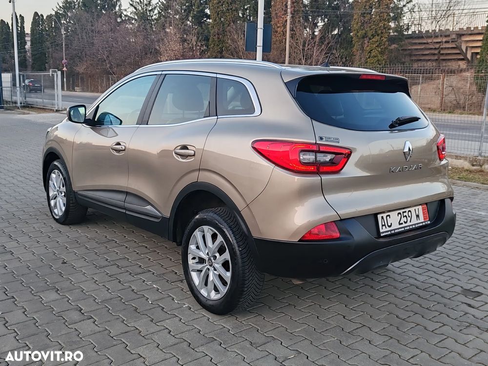 Ford Kuga 2.0 TDCi 2x4 Titanium - 7