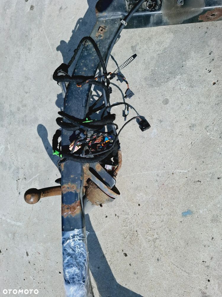 Hak Holowniczy Składany Elektryczny Kompletny Audi A6 C6 - 8