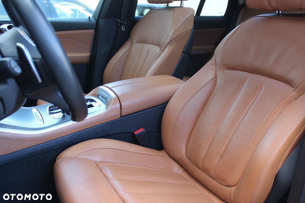BMW X5 xDrive25d - 8