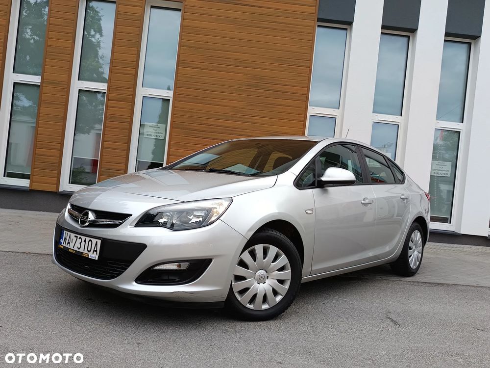 Opel Astra 1.6 EU6 - 2