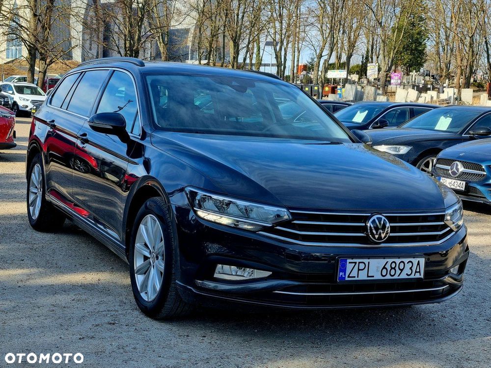 Volkswagen Passat Variant 1.5 TSI OPF DSG Business - 4