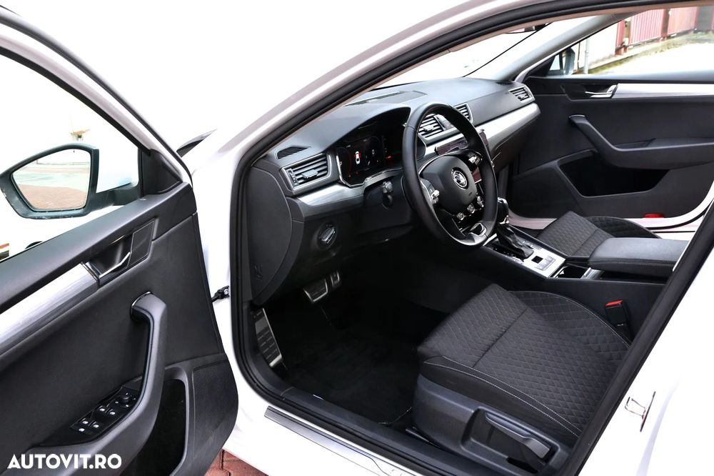 Skoda Superb 2.0 TDI DSG Premium Edition - 14