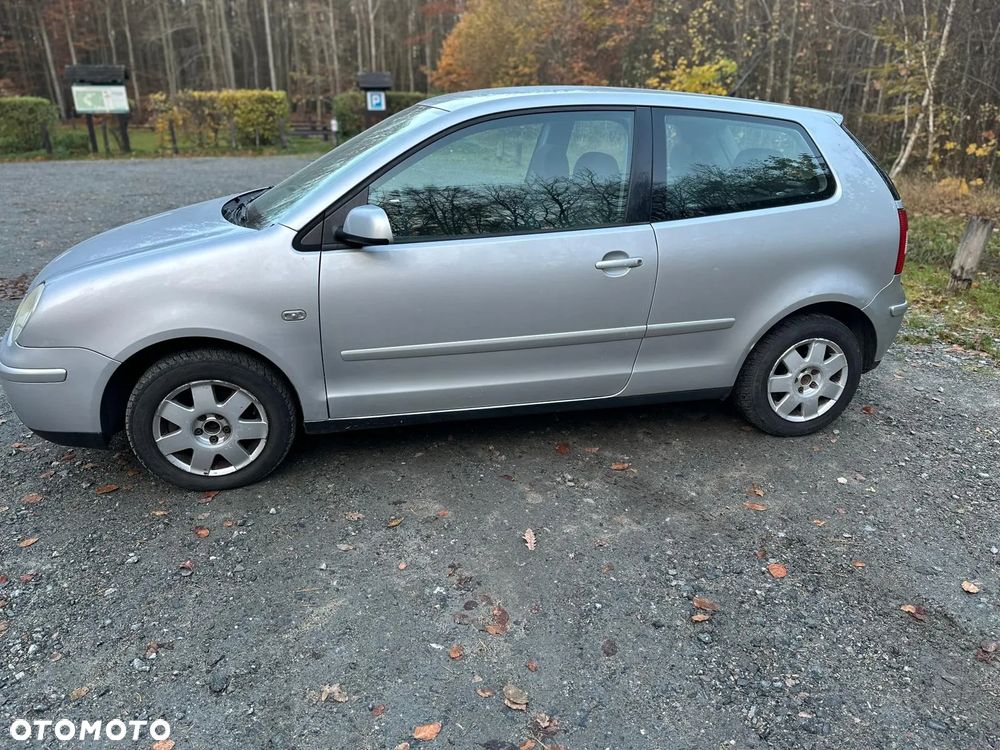 Volkswagen Polo 1.4 16V Basis - 4