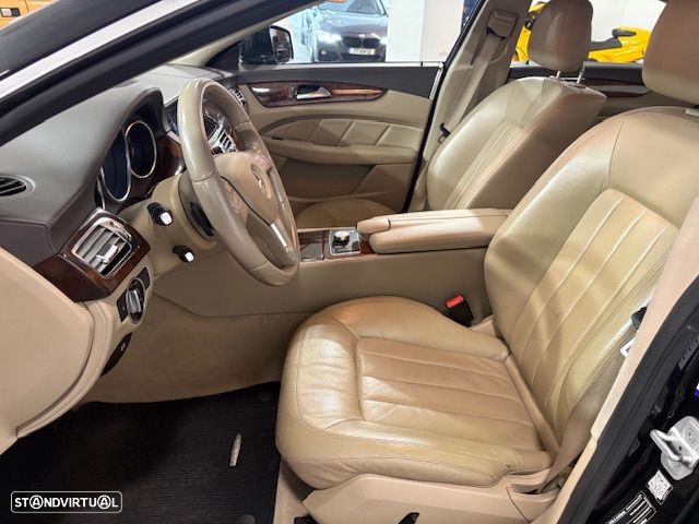 Mercedes-Benz CLS 350 BlueTEC 7G-TRONIC - 32