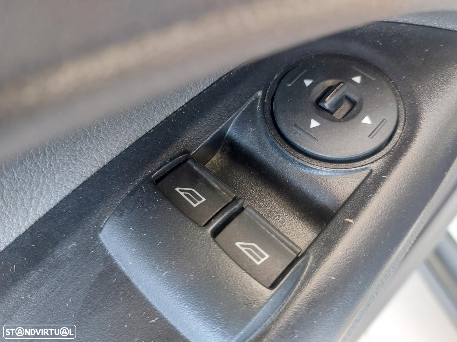 Ford Transit Connect 1.5 TDCI  200 L2 Trend  -  IVA Dedutível - 16