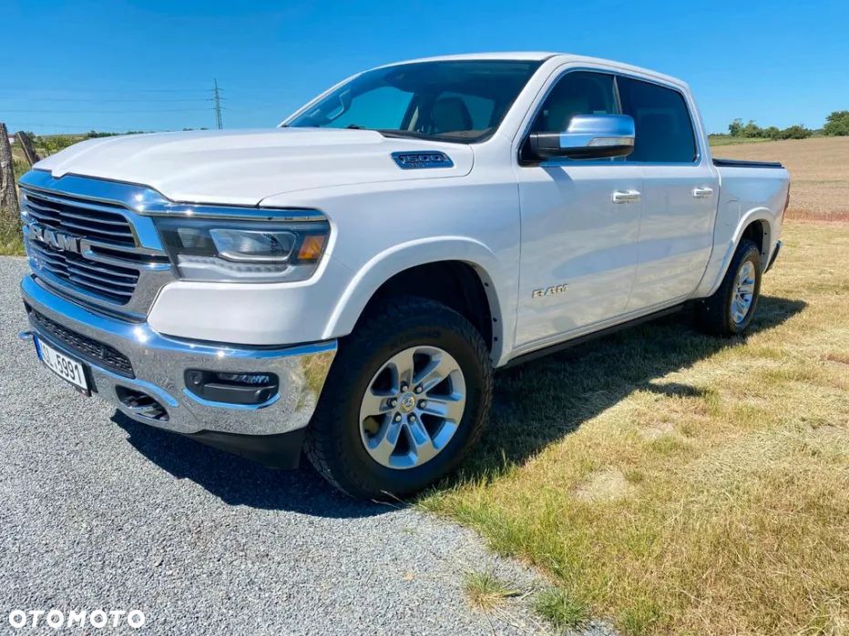 RAM 1500 5.7 Crew Cab Laramie - 2