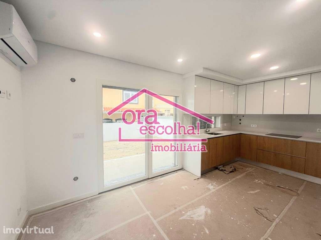 Moradia nova GEMINADA T4 com 2 Suítes e Pérgola no Pinhal do Genera... - Grande imagem: 5/23