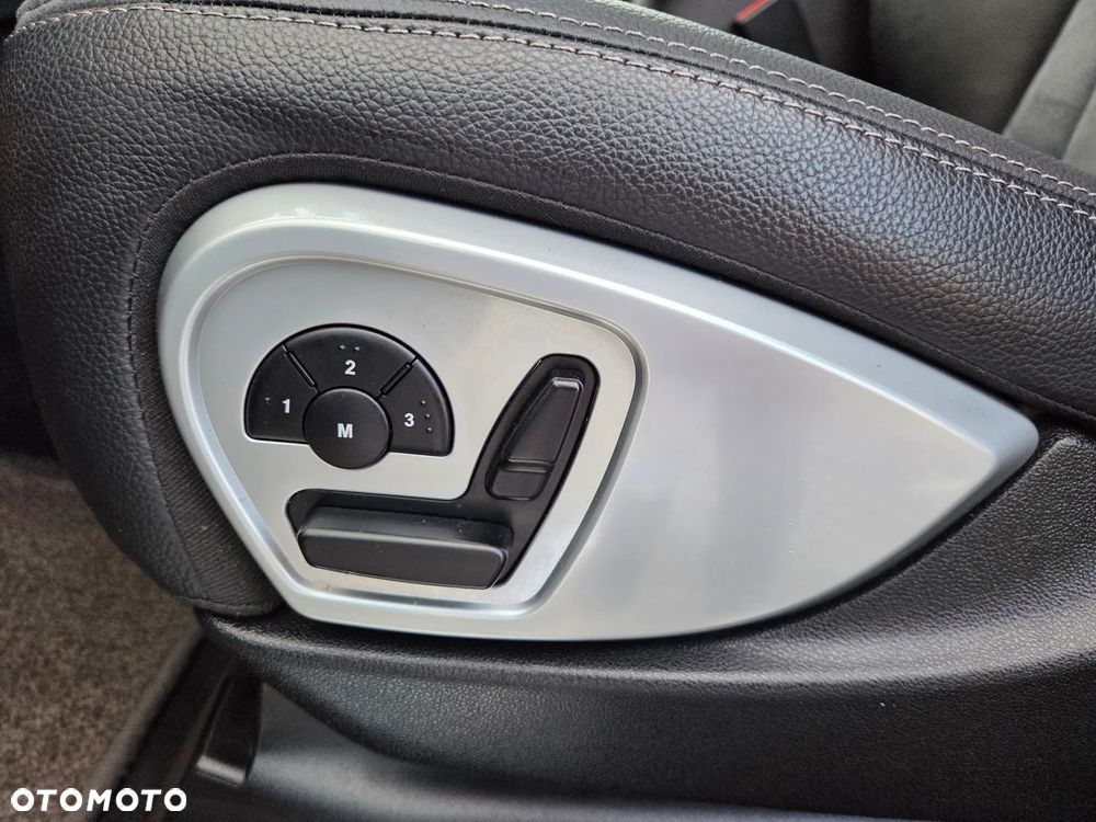 Mercedes-Benz ML - 29