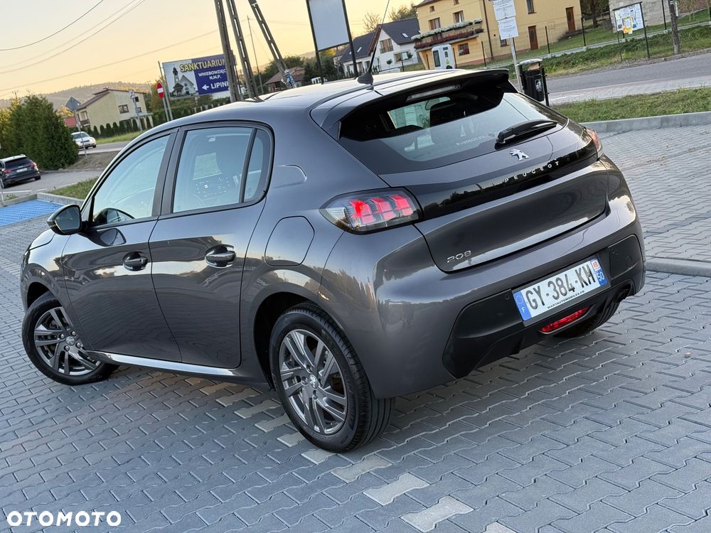 Peugeot 208 - 7