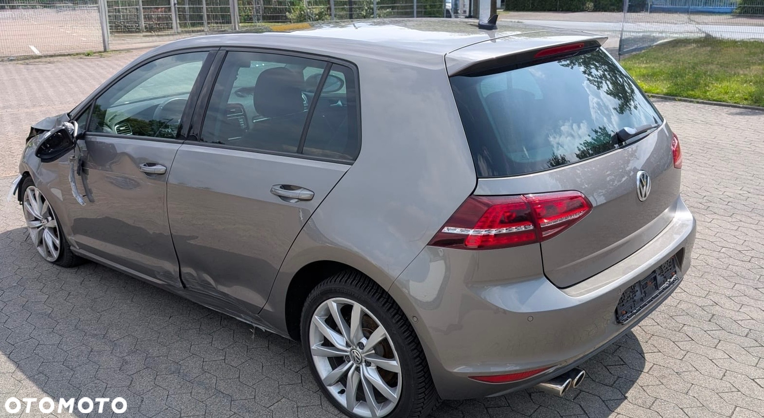 Volkswagen Golf 2.0 TDI SCR DSG Highline - 4