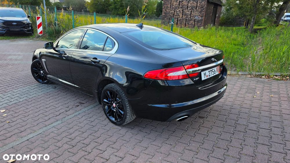 Jaguar Xf 2013 photo 4