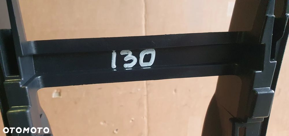 Tunel środkowy osłona tunelu pod podłokietnik Hyundai I30 I - 10