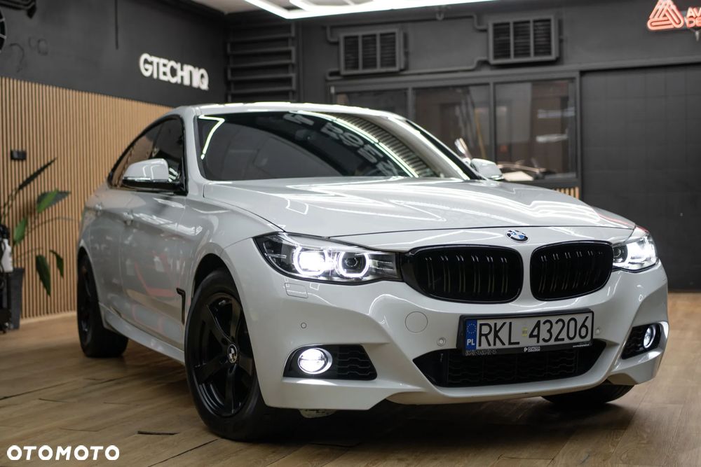 BMW Seria 3 320i GPF xDrive M Sport Shadow sport - 17