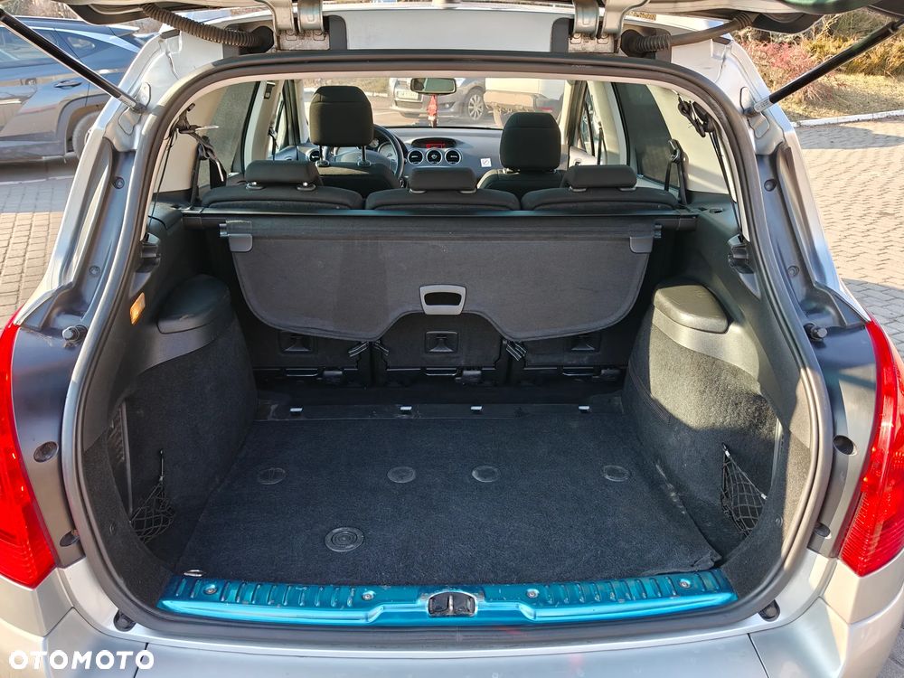 Peugeot 308 1.6 Premium - 19