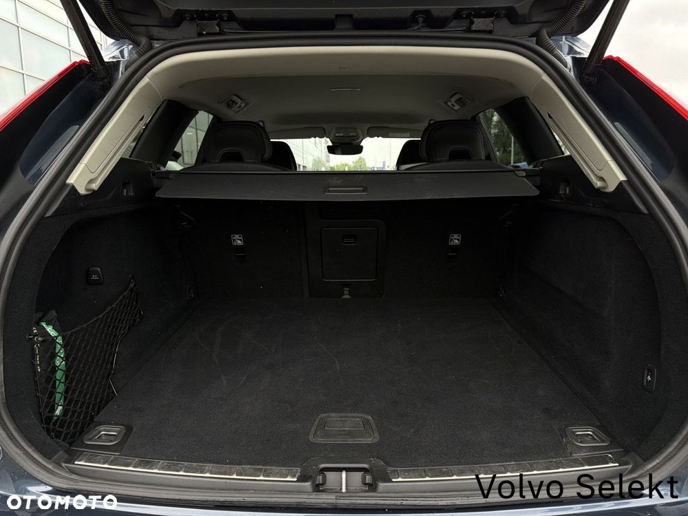 Volvo XC 60 - 30