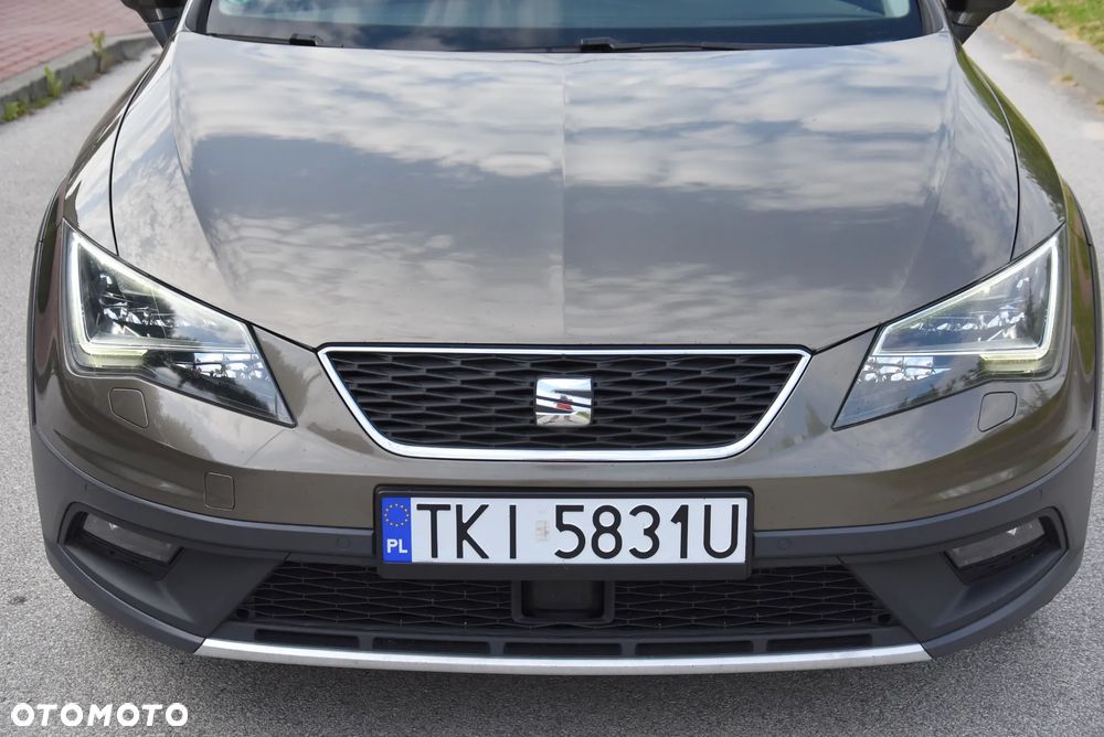 Seat Leon 2.0 TDI DPF Start&Stop DSG XCELLENCE - 14